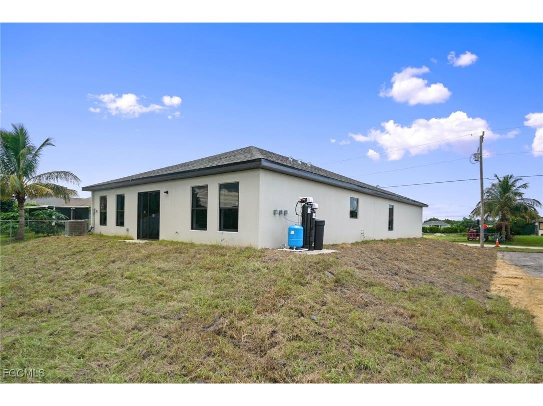 2709 22nd Street SW Lehigh Acres FL 33976 2025013562 image27