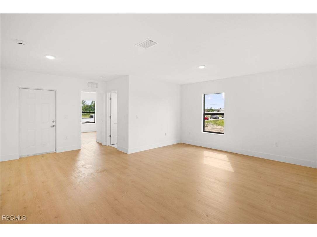 2709 22nd Street SW Lehigh Acres FL 33976 2025013562 image9