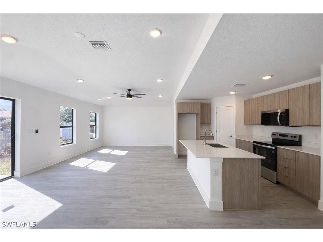 2709 22nd Street SW Lehigh Acres FL 33976 226006753 image5