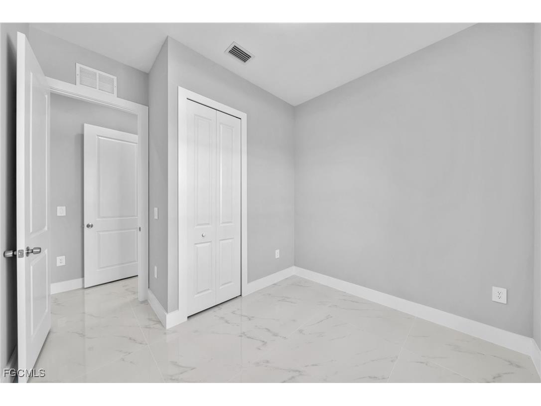 2709 50th Street W Lehigh Acres FL 33971 2025011091 image23