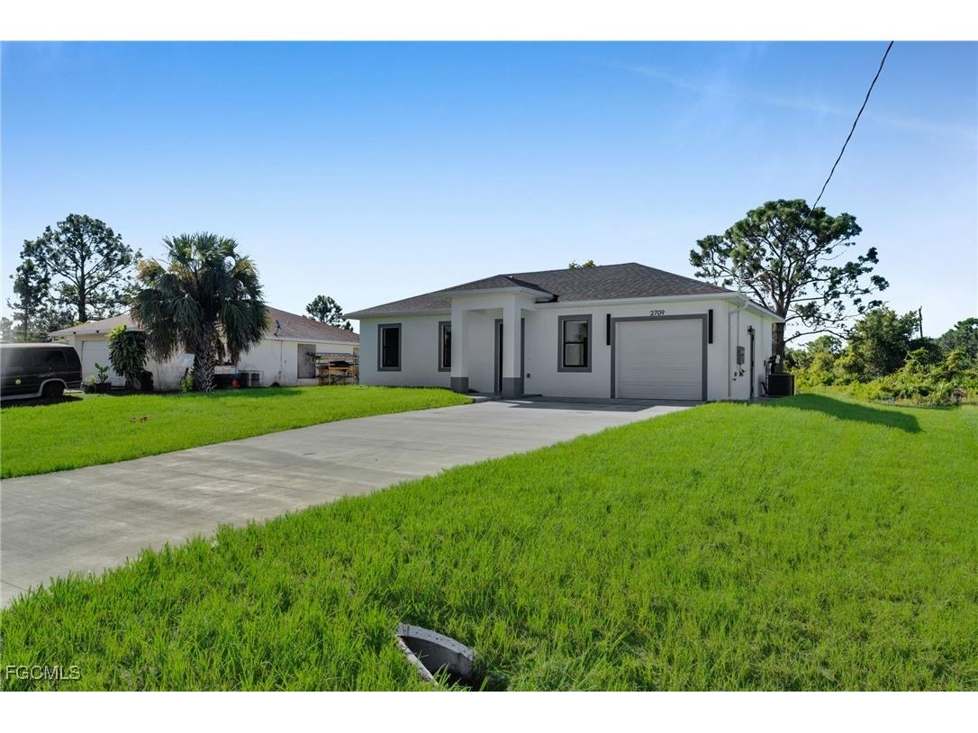 2709 50th Street W Lehigh Acres FL 33971 2025011091 image3