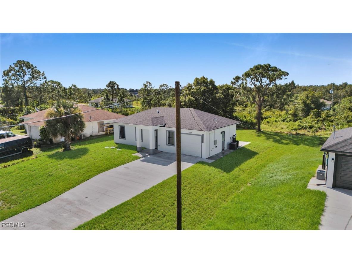 2709 50th Street W Lehigh Acres FL 33971 2025011091 image30