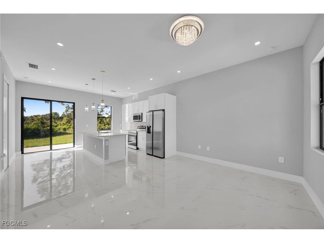 2709 50th Street W Lehigh Acres FL 33971 2025011091 image6