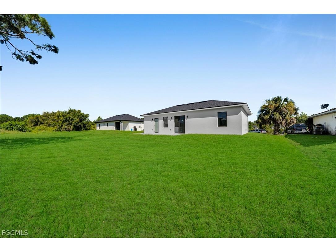2709 50th Street W Lehigh Acres FL 33971 2026006585 image31