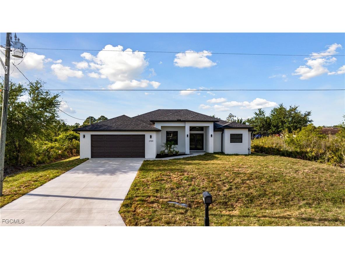2709 58th Street W Lehigh Acres FL 33971 2026001725 image2