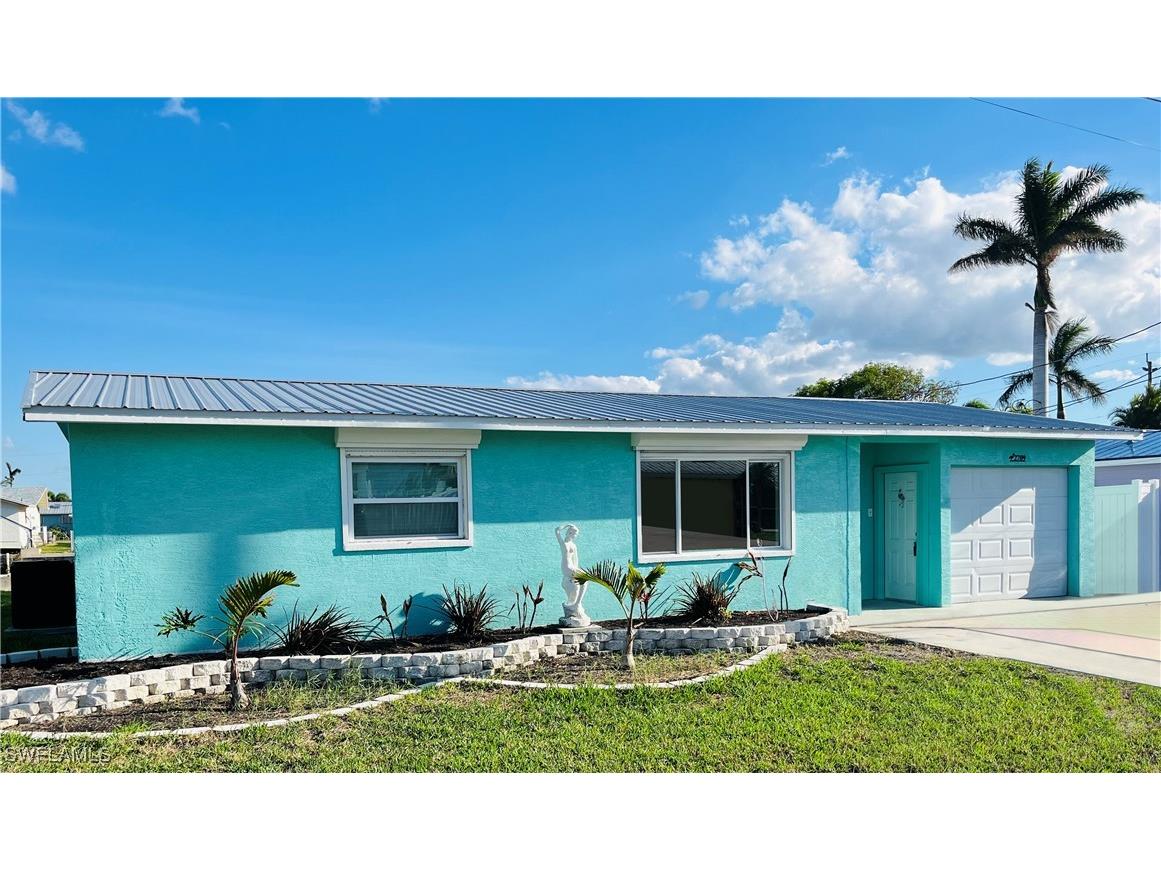2709 Clyde Street Matlacha FL 33993 224087805 image1