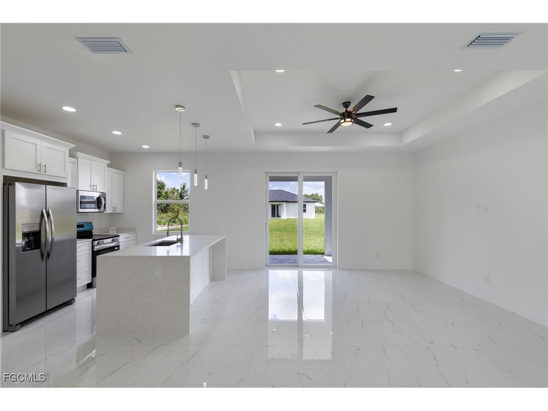 2709 Darlene Place Lehigh Acres FL 33971 2025002253 image7