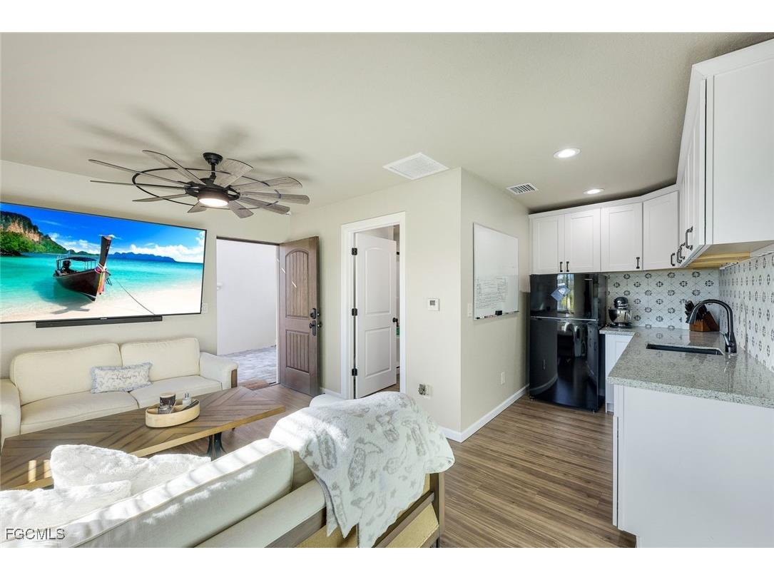 2709 NW 41st Avenue Cape Coral FL 33993 2026003449 image30