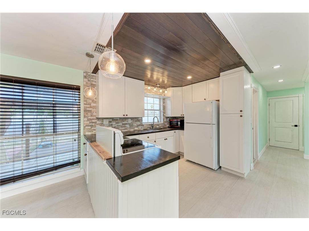 2709 SE 17th Avenue Cape Coral FL 33904 2026005784 image12