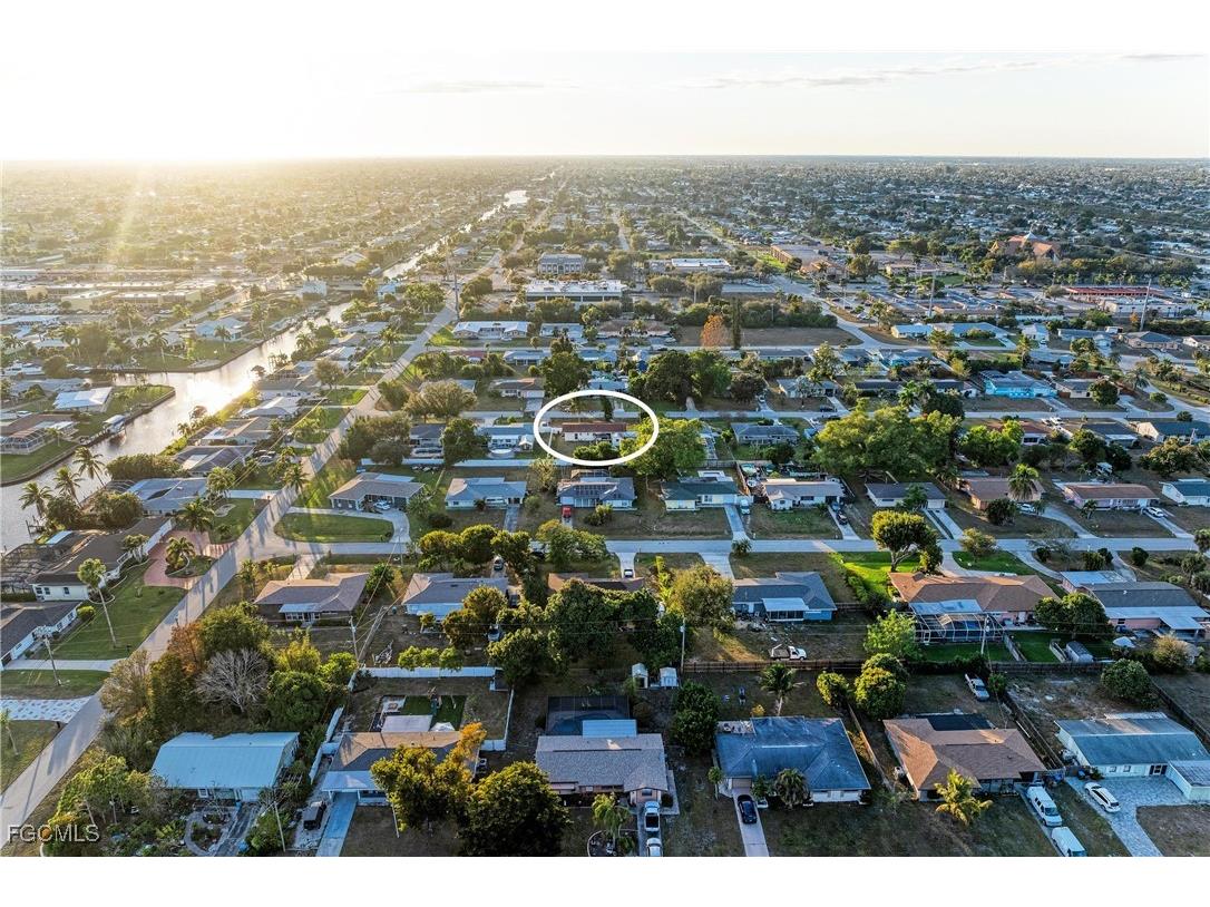 2709 SE 17th Avenue Cape Coral FL 33904 2026005784 image2