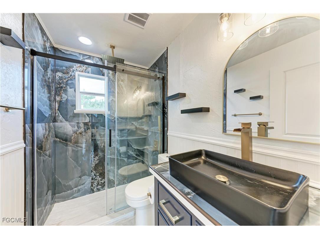 2709 SE 17th Avenue Cape Coral FL 33904 2026005784 image33