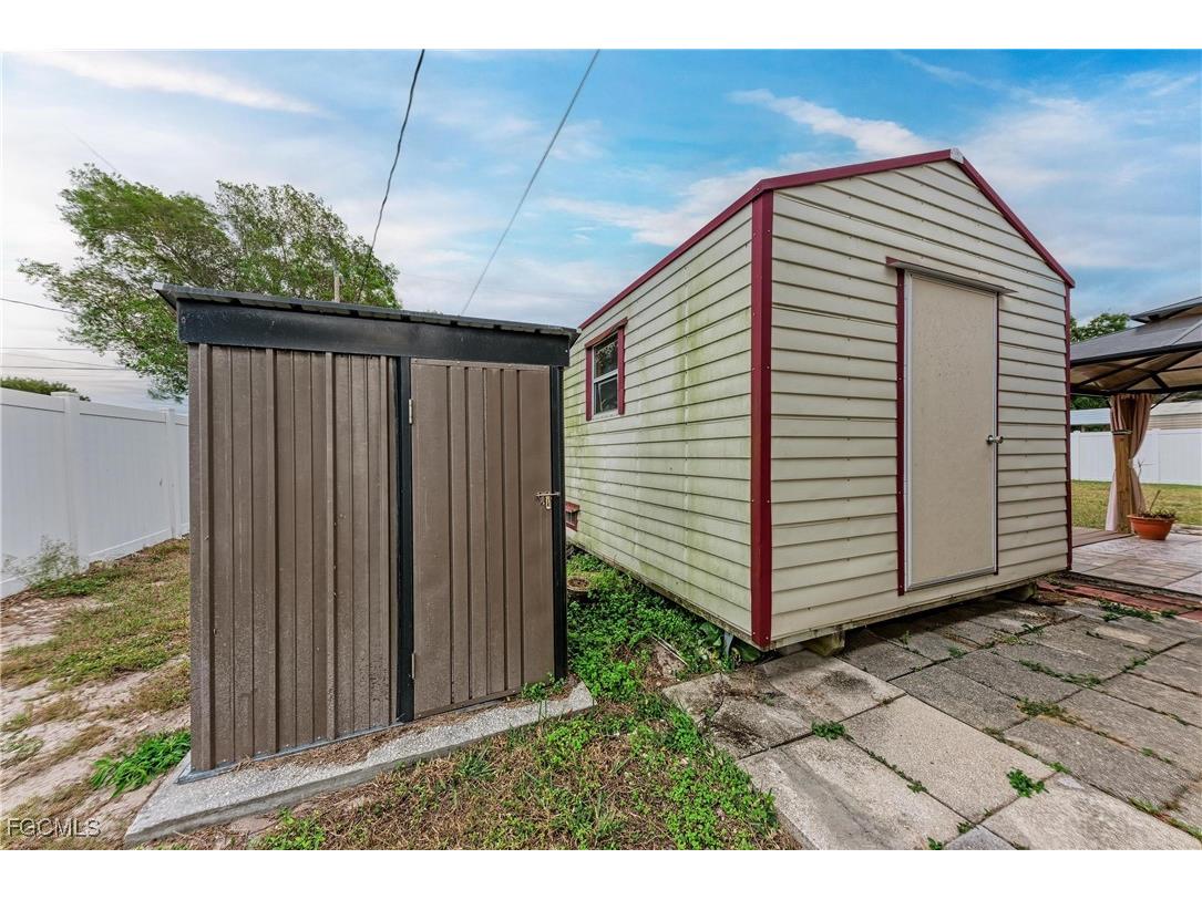 2709 SE 17th Avenue Cape Coral FL 33904 2026005784 image41