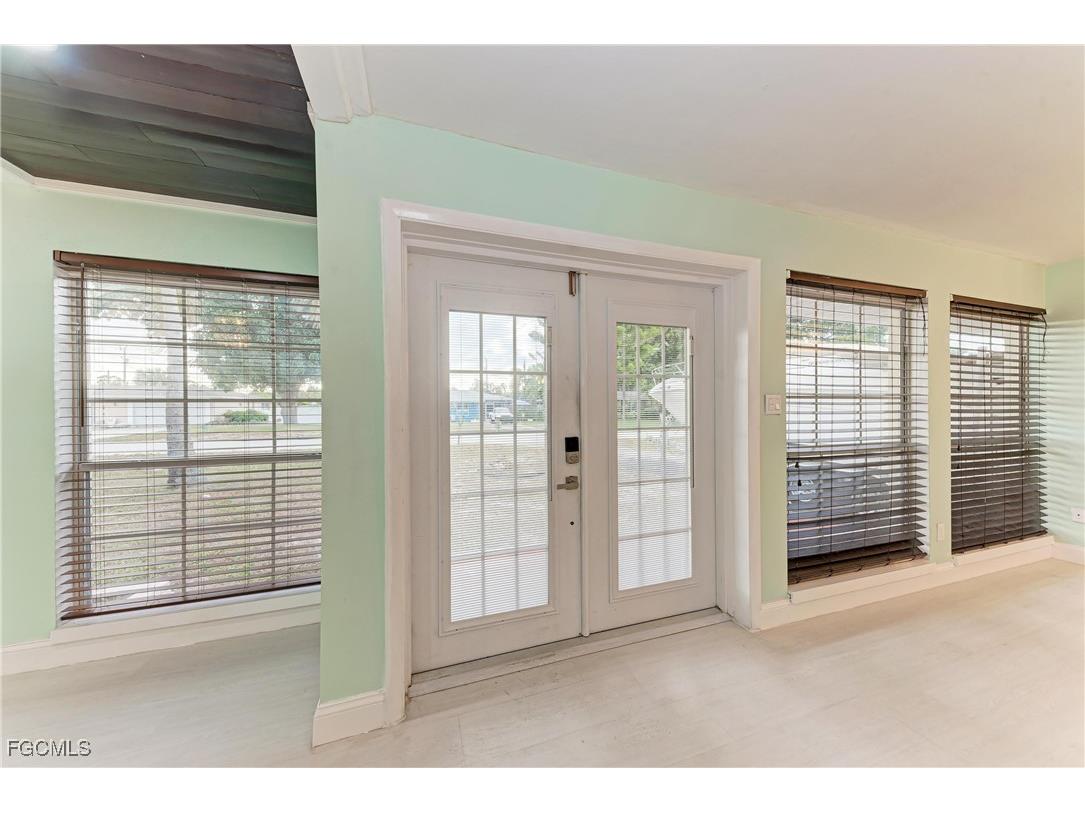 2709 SE 17th Avenue Cape Coral FL 33904 2026005784 image7