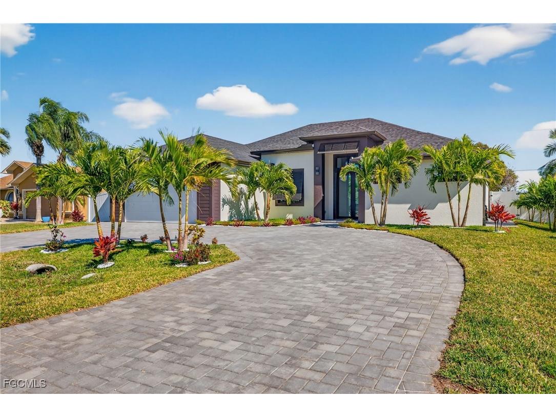 2709 SW 13th Avenue Cape Coral FL 33914 2026006138 image2