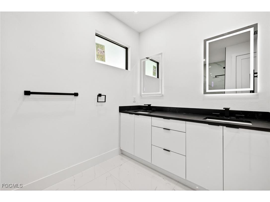 2709 SW 13th Avenue Cape Coral FL 33914 2026006138 image22