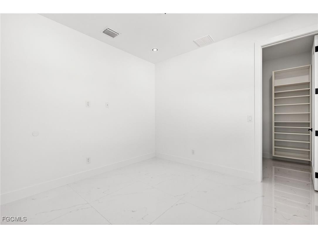 2709 SW 13th Avenue Cape Coral FL 33914 2026006138 image33