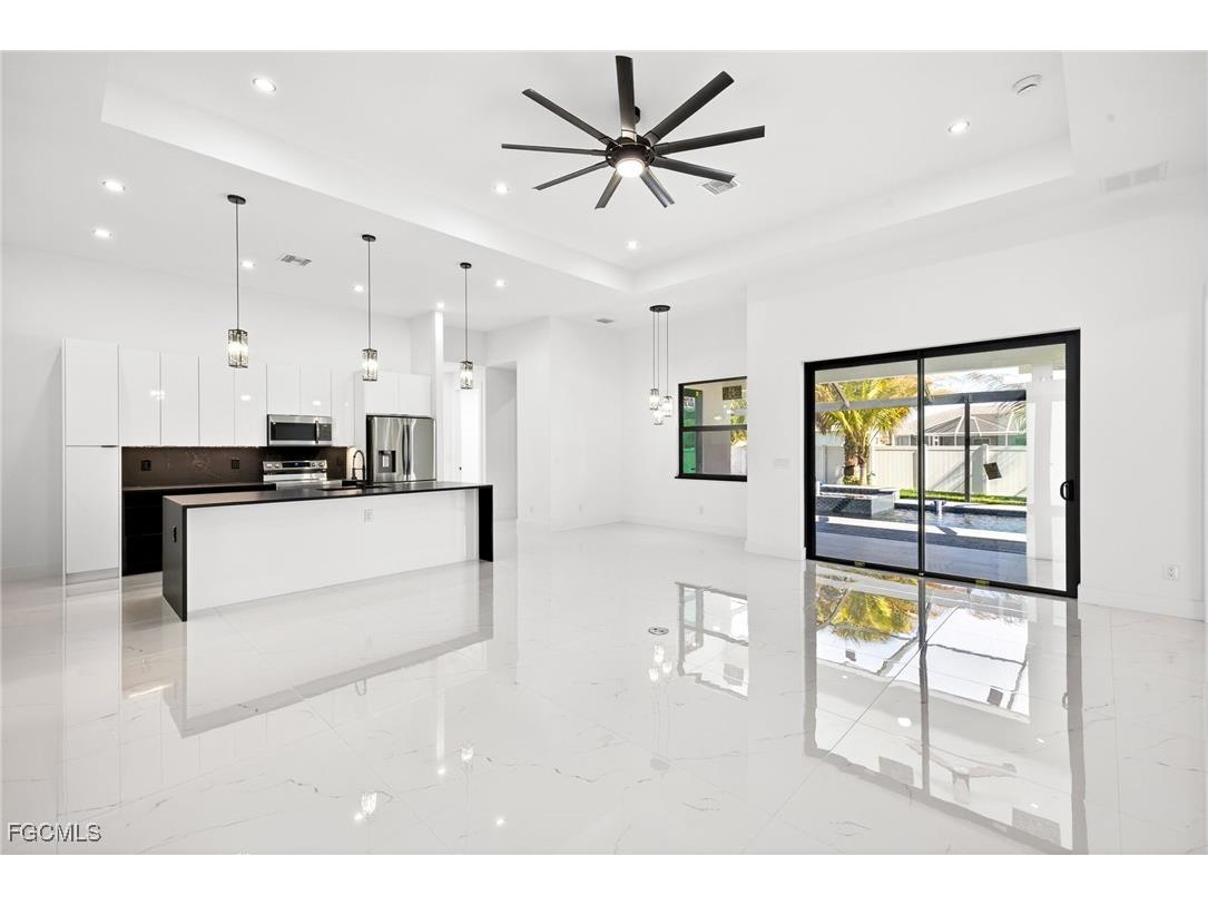 2709 SW 13th Avenue Cape Coral FL 33914 2026006138 image7