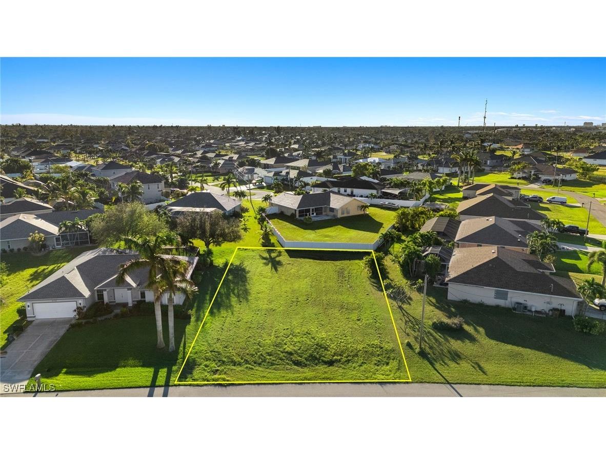 2709 SW 24th Avenue Cape Coral FL 33914 224091743 image1