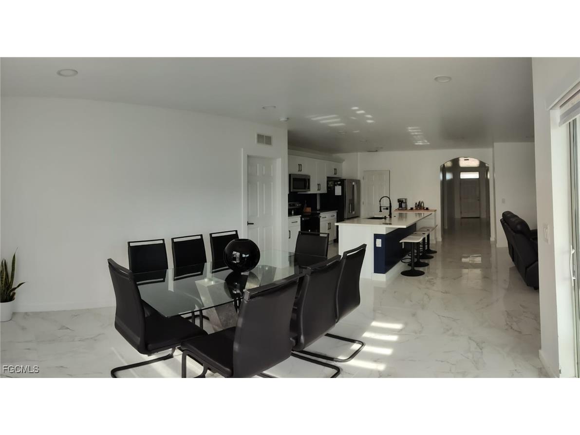 2709 SW 4th Place Cape Coral FL 33914 2026004950 image18