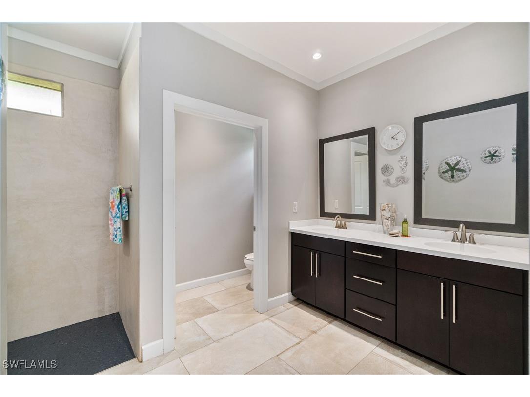 271 12th Avenue NE Naples FL 34120 225069028 image10