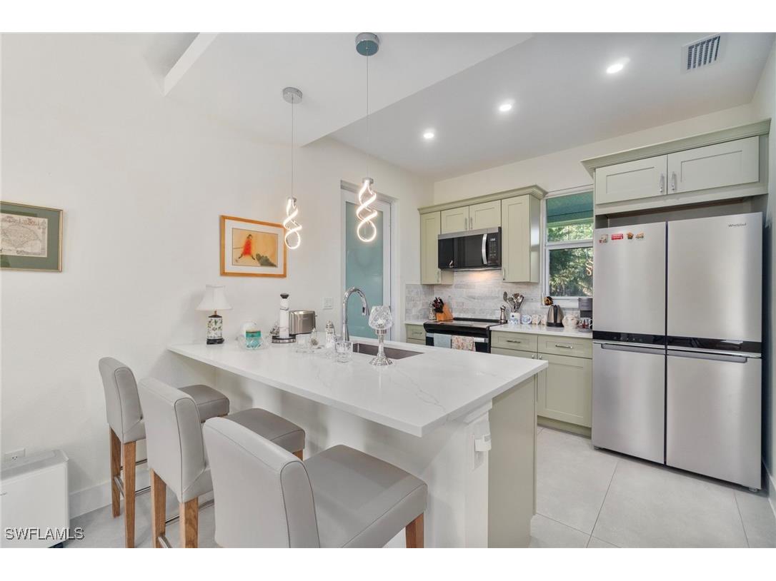 271 12th Avenue NE Naples FL 34120 225069028 image18