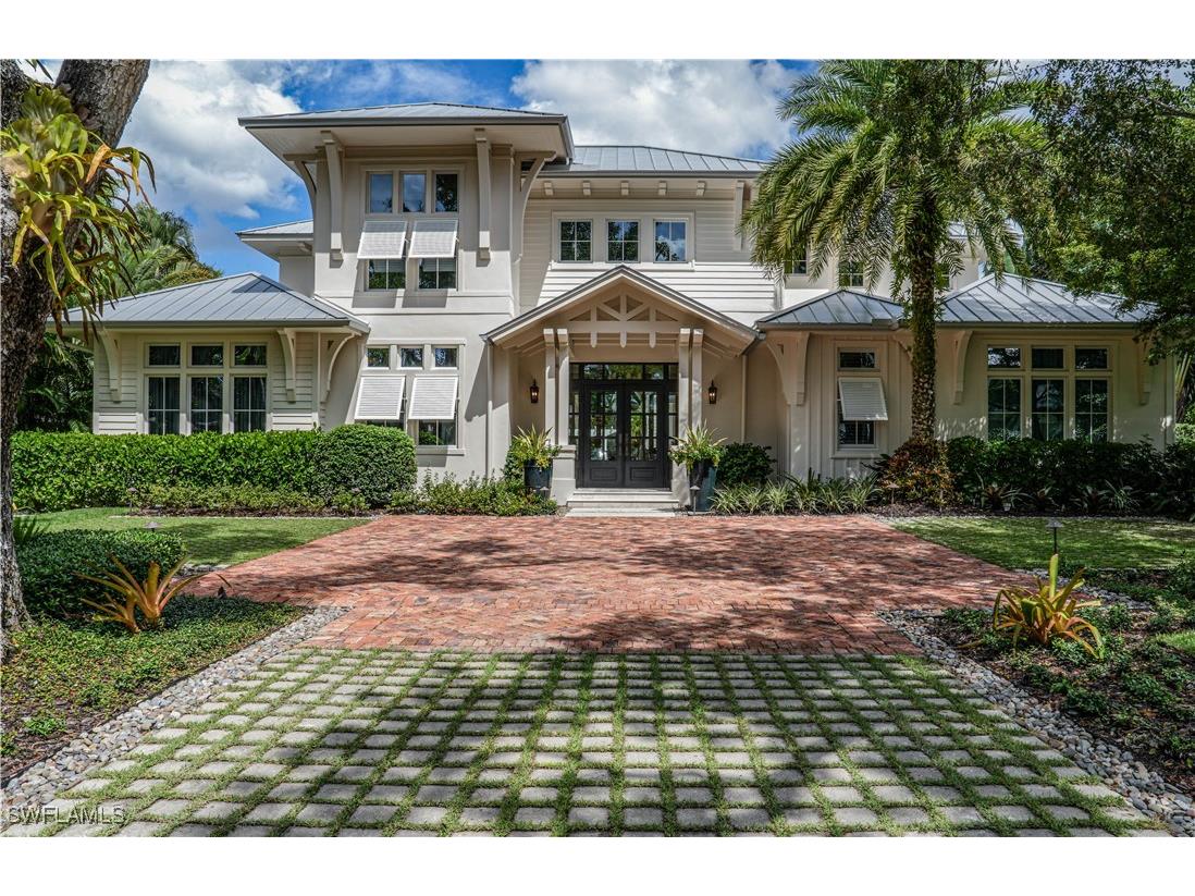271 1st Avenue N Naples FL 34102 224045688 image1