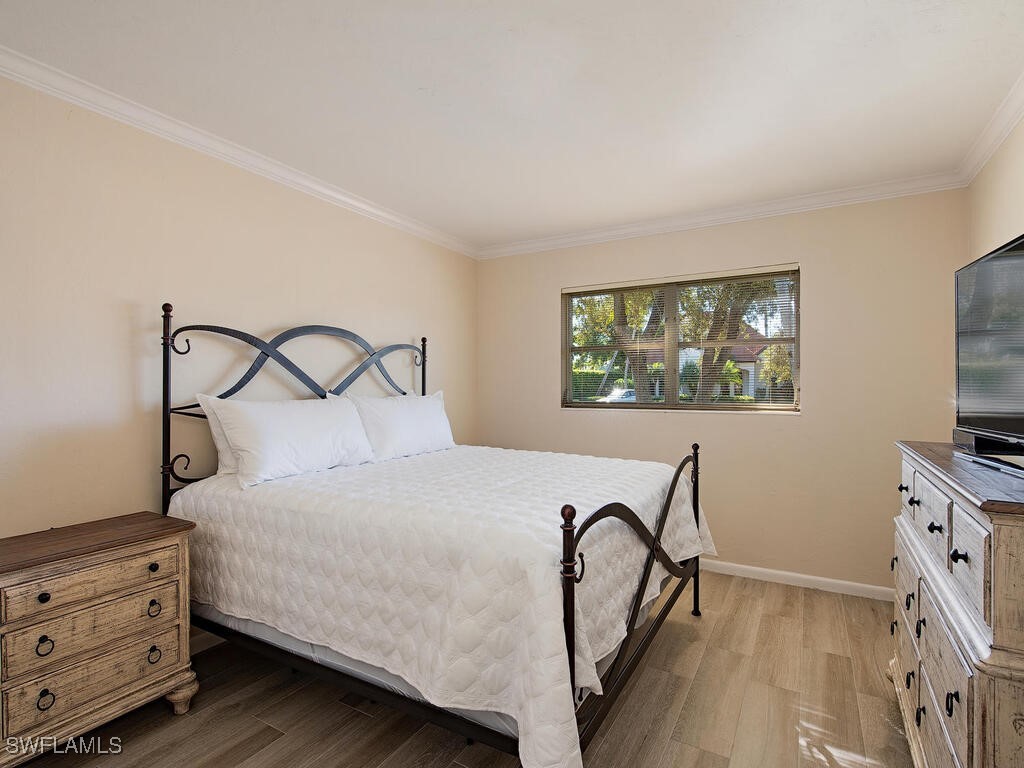 271 1st Avenue S Naples FL 34102 225075501 image11