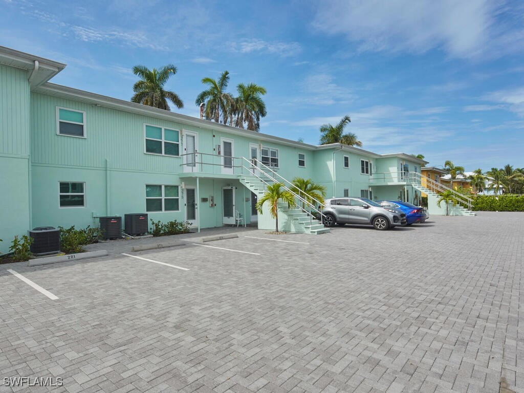 271 8th Avenue S #271 Naples FL 34102 225067241 image11