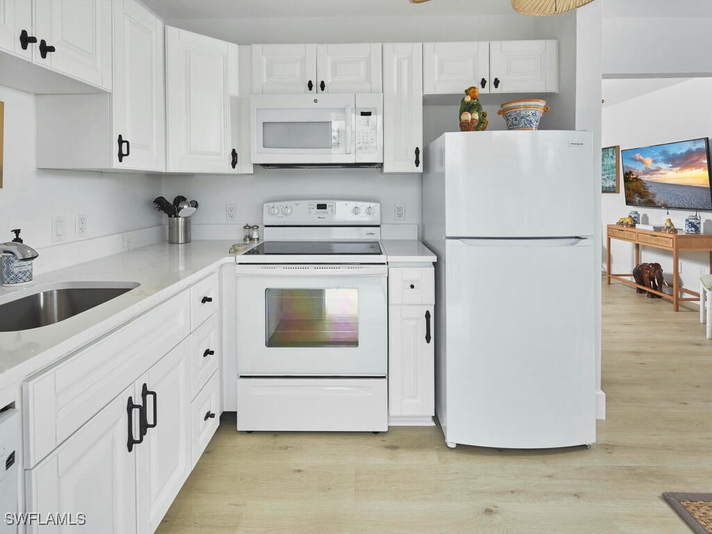 271 8th Avenue S #271 Naples FL 34102 225067241 image8