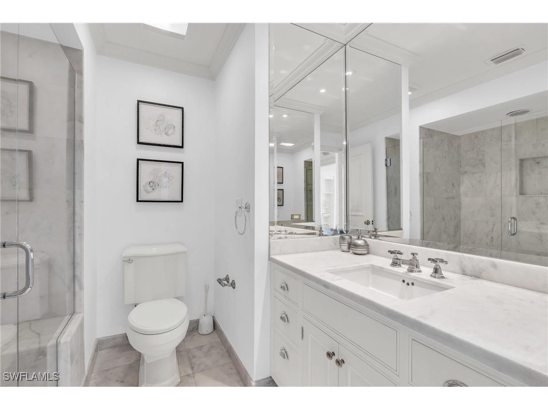 271 Broad Avenue S #202 Naples FL 34102 225074679 image12