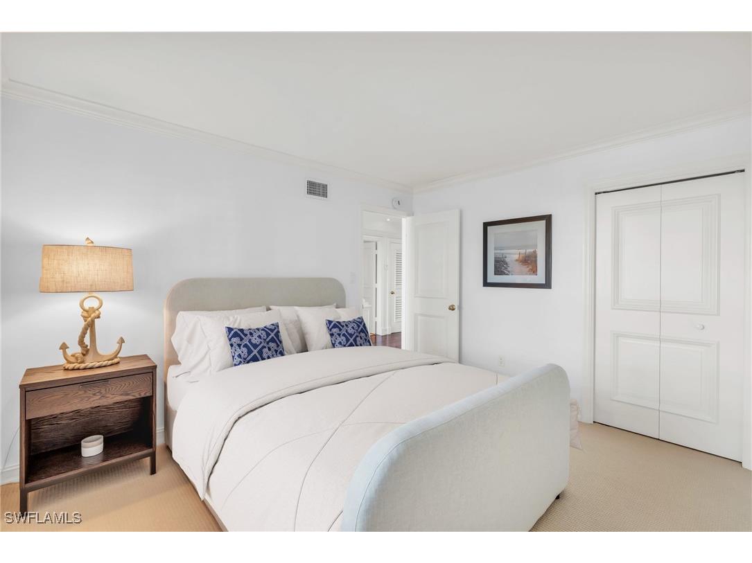 271 Broad Avenue S #202 Naples FL 34102 225080624 image11