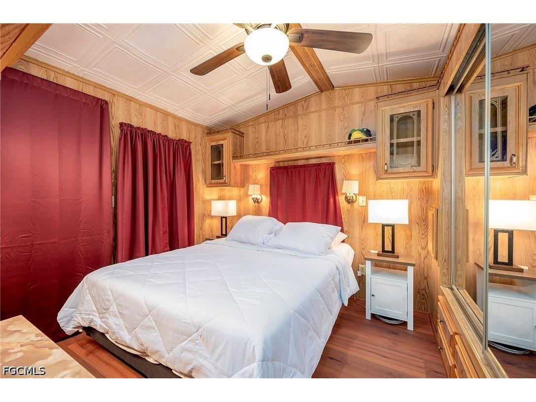 271 Caravan Circle North Fort Myers FL 33903 2026025611 image11