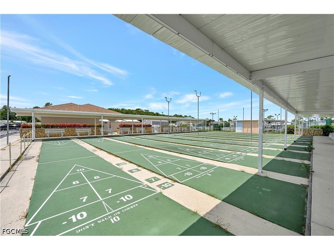 271 Caravan Circle North Fort Myers FL 33903 2026025611 image33