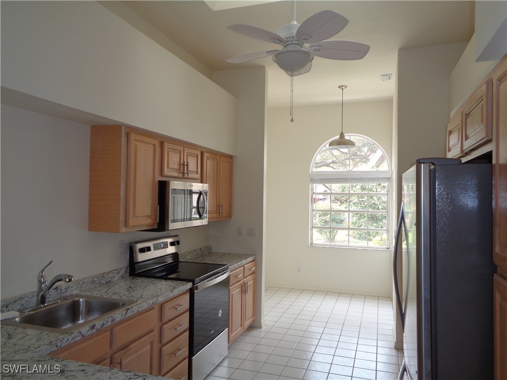 271 Perignon Place #16-1 Naples FL 34119 226002642 image18