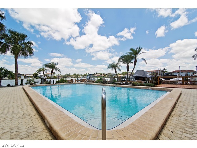 271 Southbay Drive #234 Naples FL 34108 222069701 image1