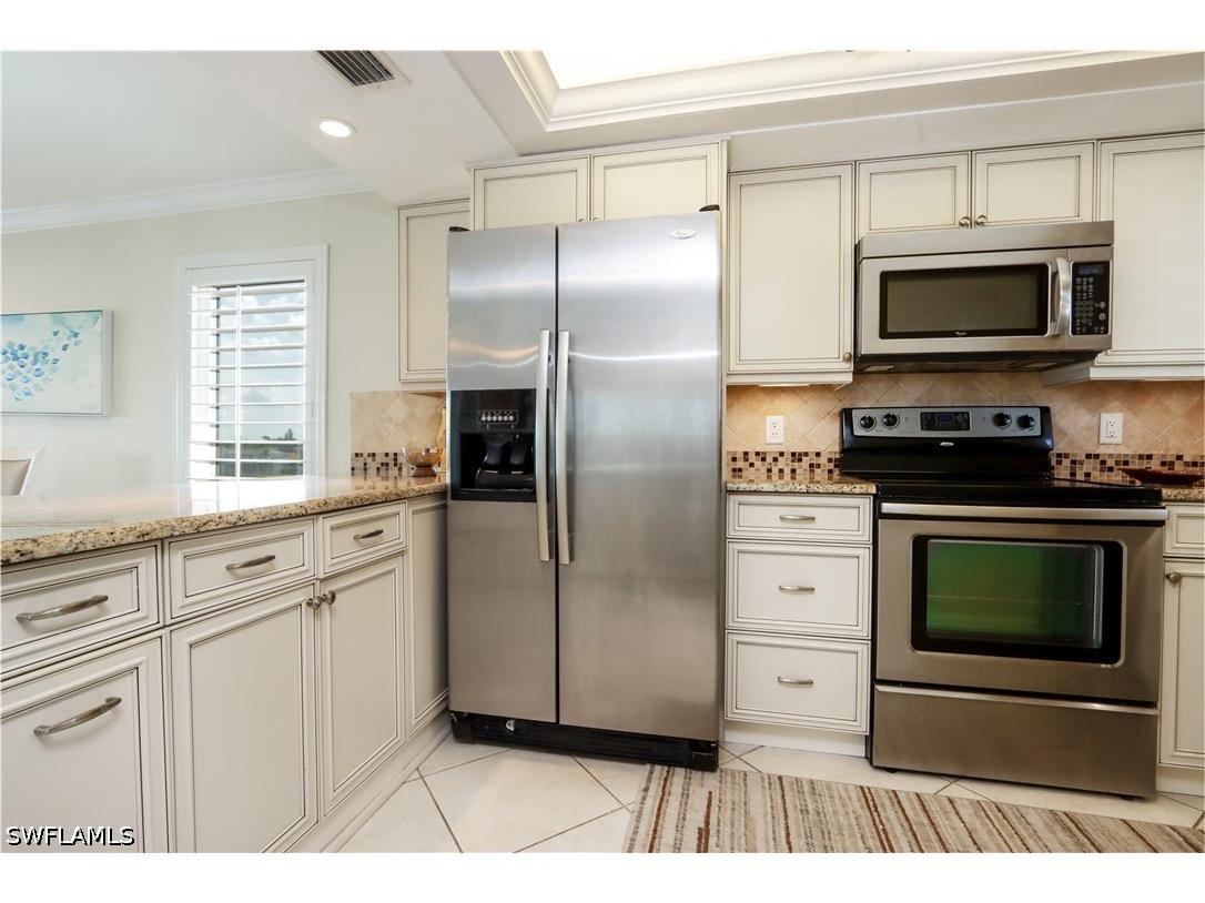 271 Southbay Drive #155 Naples FL 34108 226016598 image8