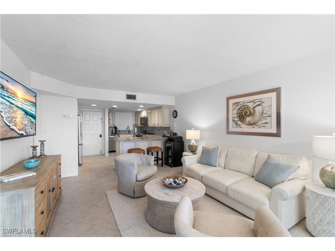 271 Southbay Drive #225 Naples FL 34108 225071026 image2