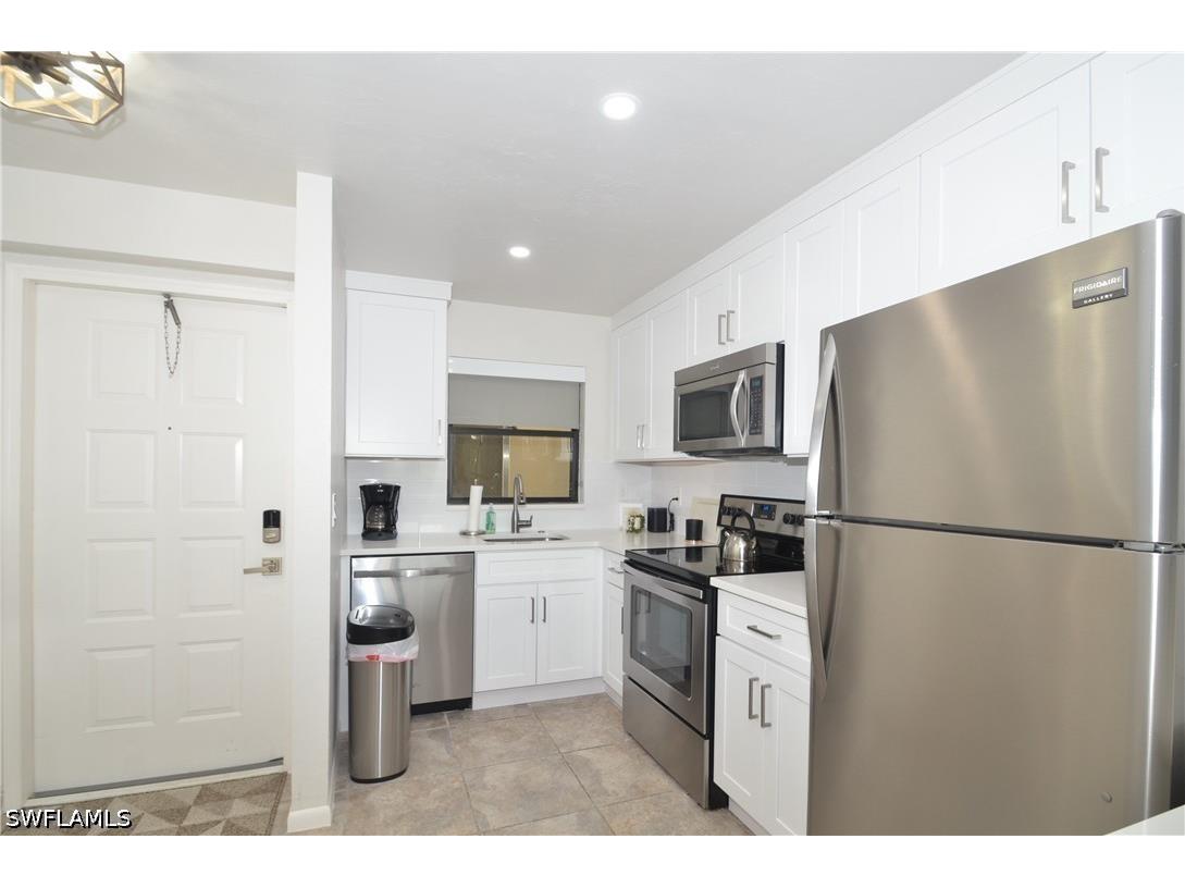 271 Southbay Drive #235 Naples FL 34108 226020050 image2