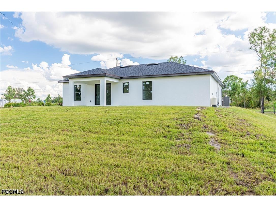2710 42nd Street W Lehigh Acres FL 33971 2026022740 image16