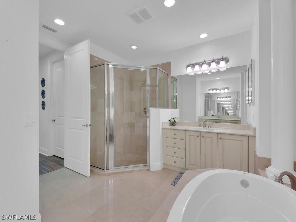 2710 Callista Court #104 Naples FL 34114 226012618 image30