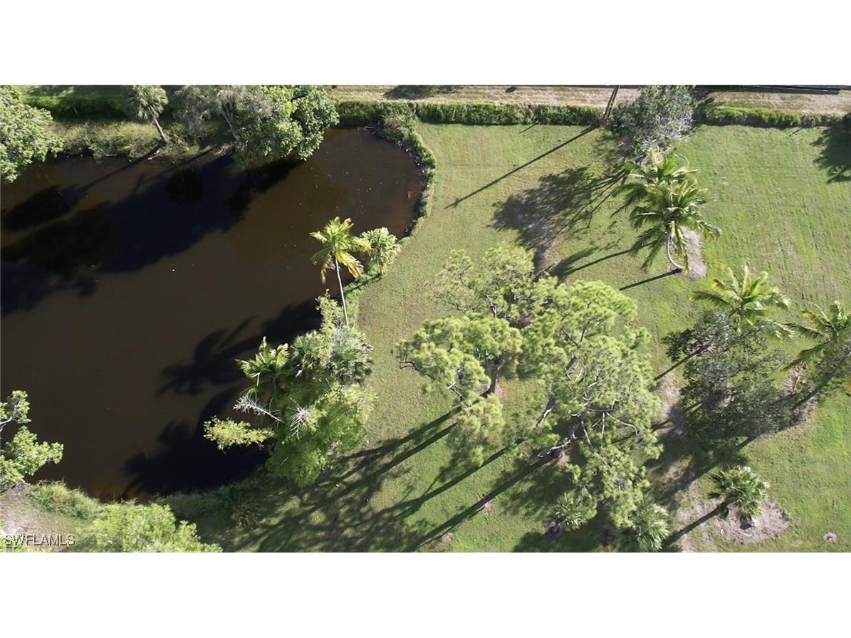 2710 Linda Drive Naples FL 34112 225076568 image4