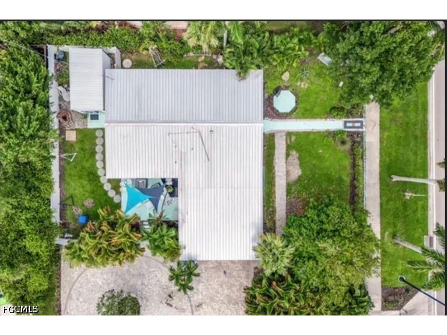 2710 Mcgregor Boulevard Fort Myers FL 33901 2026026492 image5
