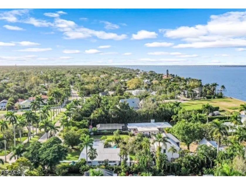 2710 Mcgregor Boulevard Fort Myers FL 33901 2026026492 image8
