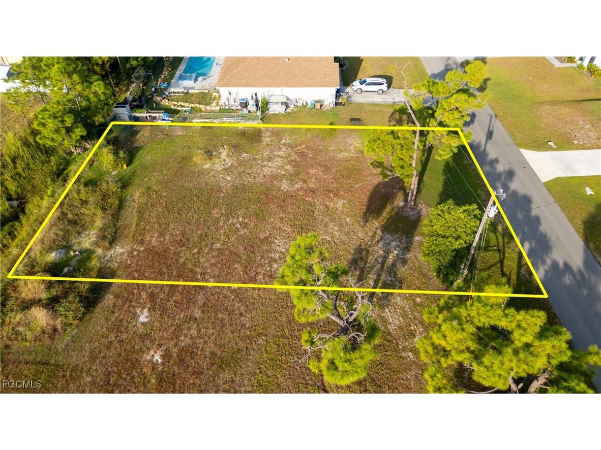 2710 NW 20th Terrace Cape Coral FL 33993 2025017035 image3