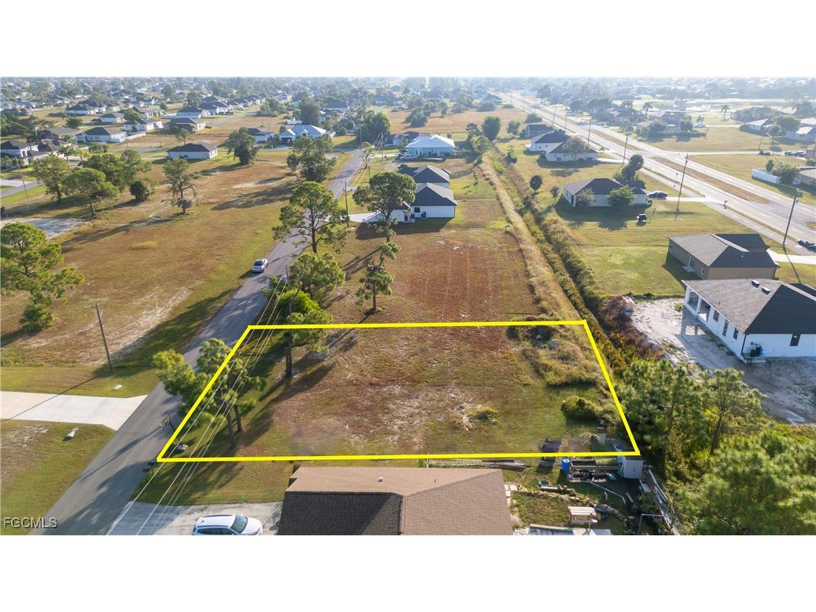 2710 NW 20th Terrace Cape Coral FL 33993 2025017035 image4