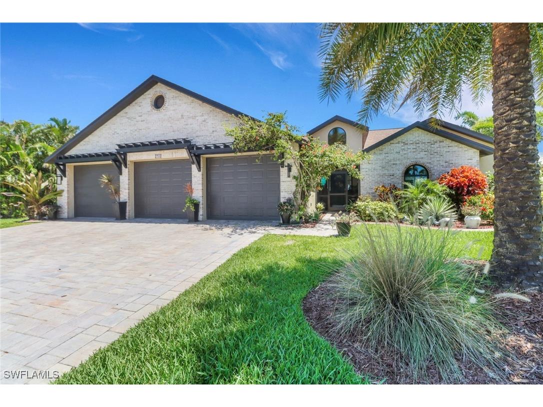 2710 SW 39th Terrace Cape Coral FL 33914 225048905 image1