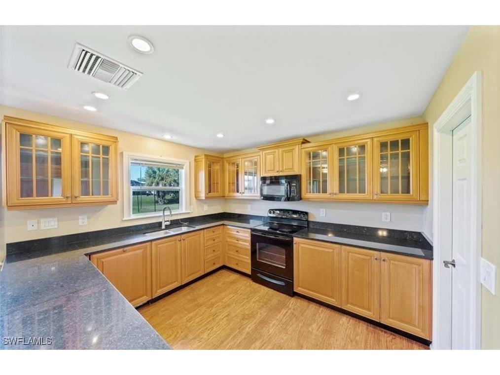 27100 Pine Avenue Bonita Springs FL 34135 225065817 image9