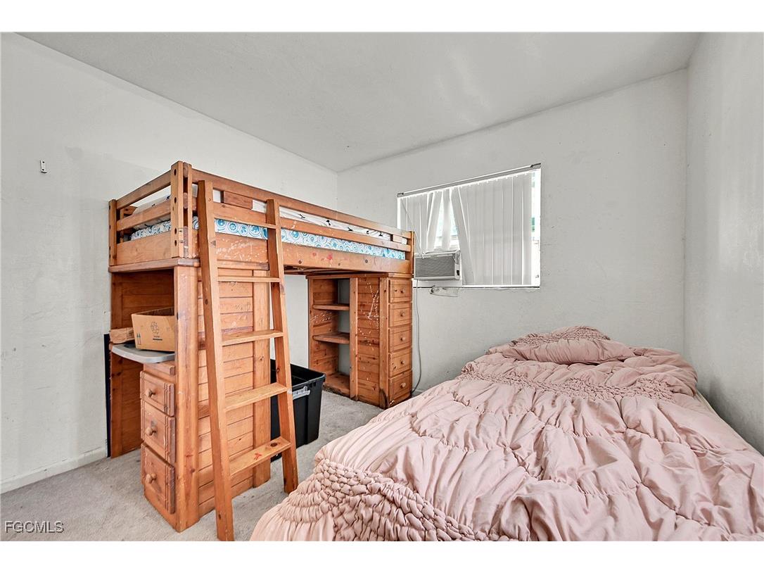 27101 Pine Avenue Bonita Springs FL 34135 2025012803 image7