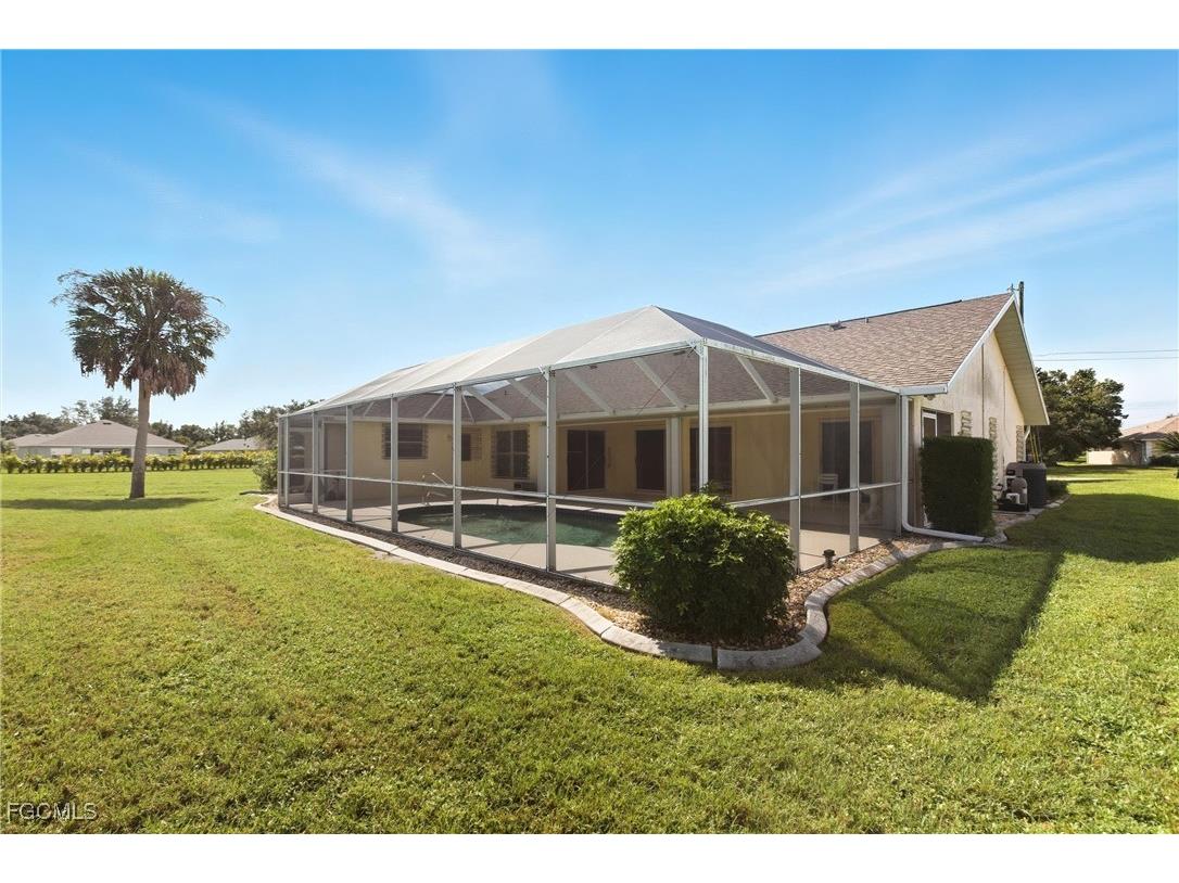 27104 Paratins Drive Punta Gorda FL 33983 2025012180 image36