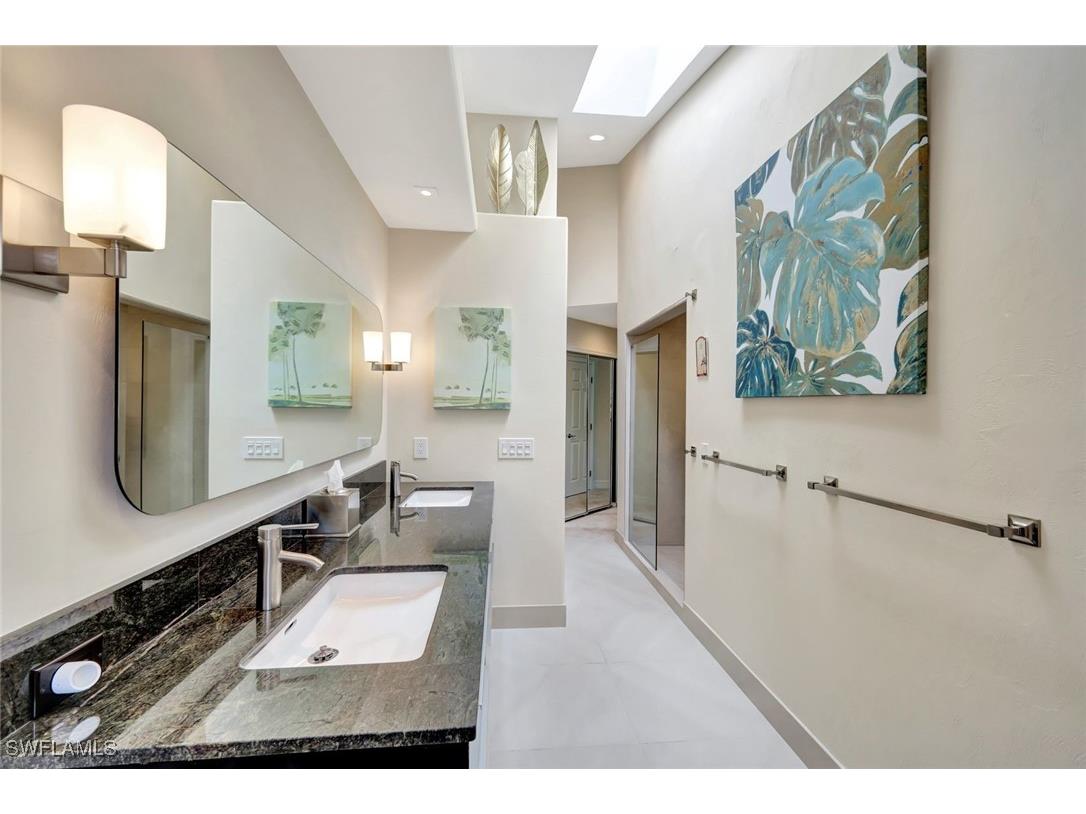 27105 Oakwood Lake Drive Bonita Springs FL 34134 225074885 image21